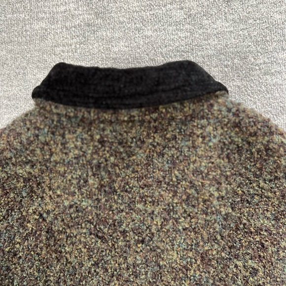 Weave of the Irish Handcrafted in Ireland Wool Buttondown Jacket - Picture 8 of 9